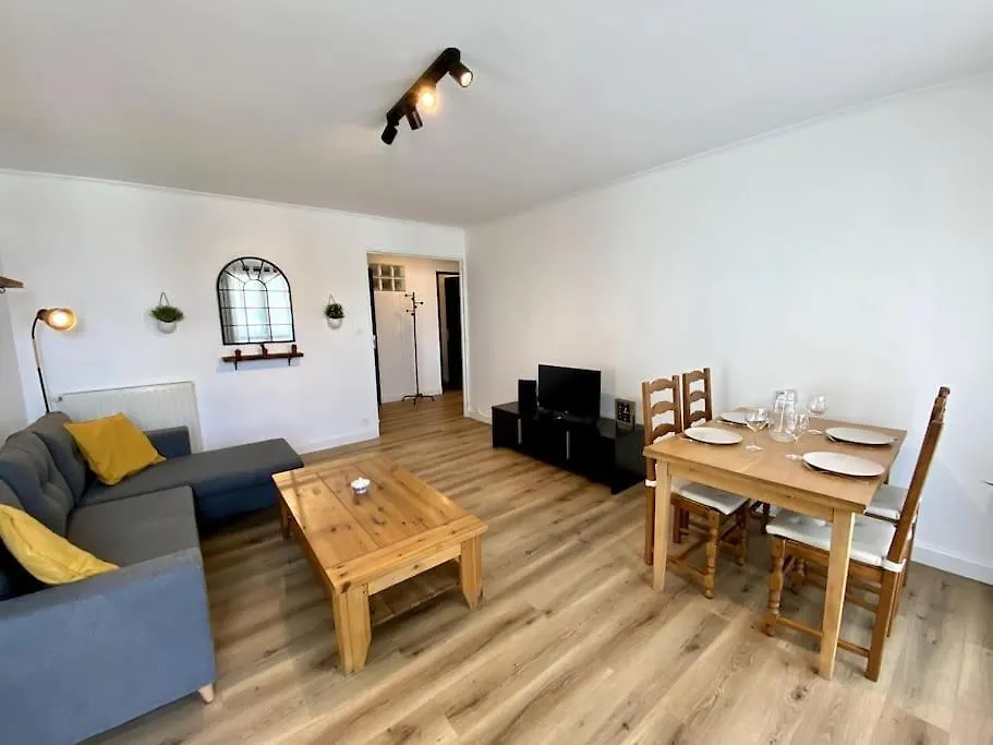 T4 Proche Centre Ville: 6 Pers - Balcon - Clim Avignon France